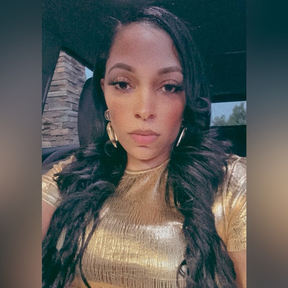 Meet your Posher, Jessica - Picture 8 of 9